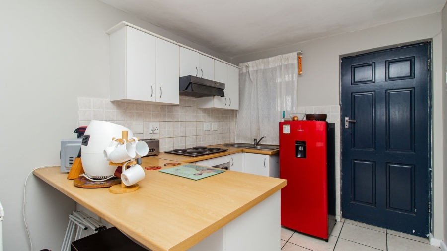 2 Bedroom Property for Sale in Klipkop Western Cape